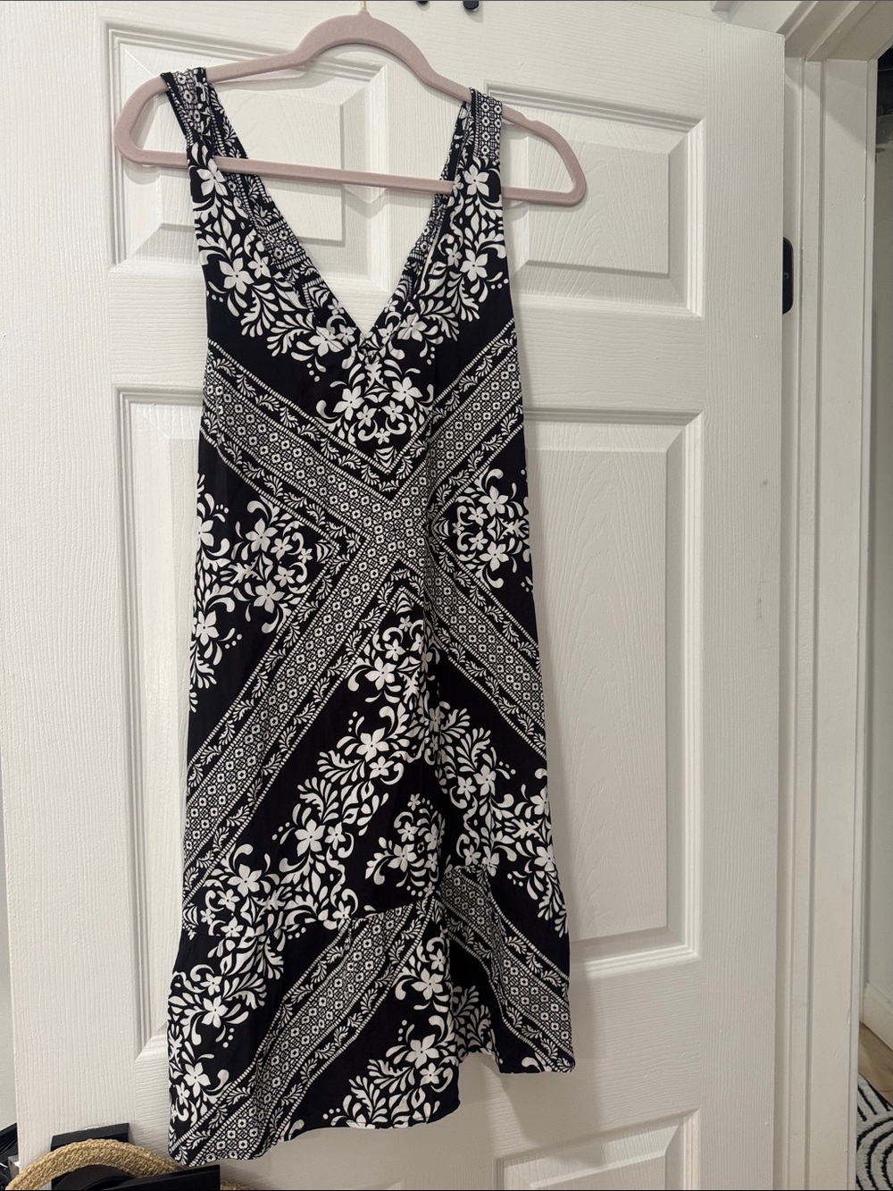 LOFT Black and White Printed V-Neck Midi Dress